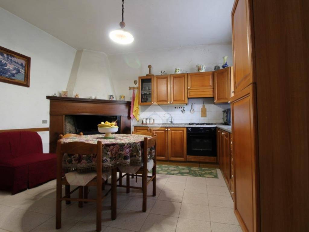 Casa indipendente a Bellante in Via del Consorzio, 11 - Foto 5