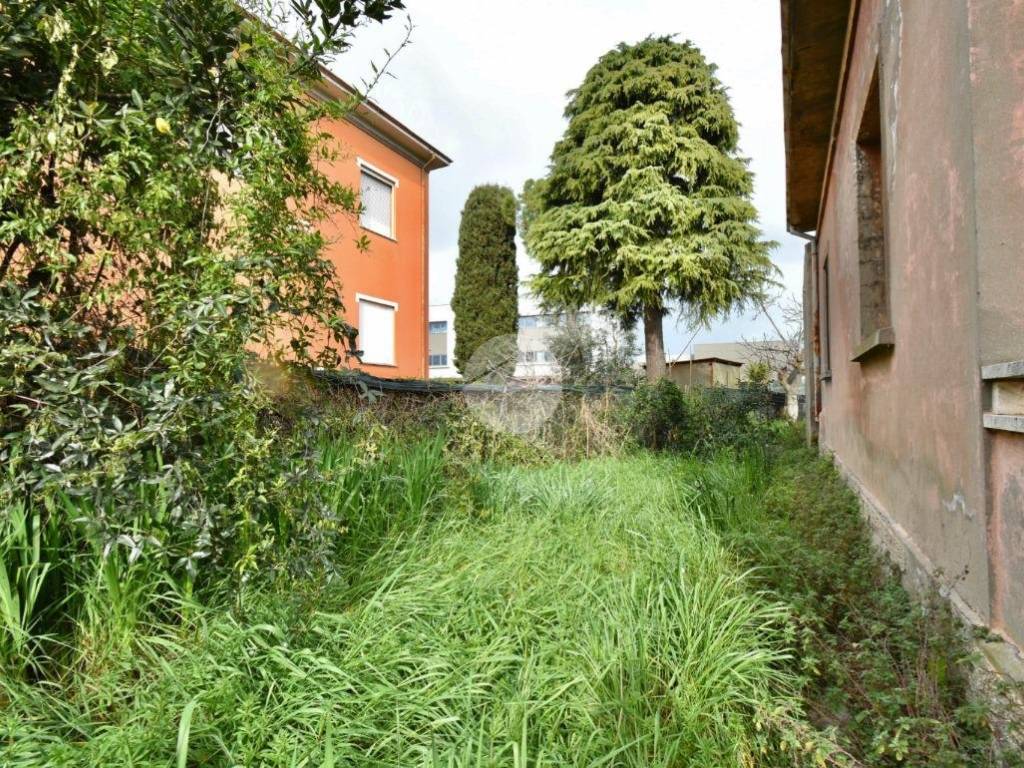 Casa indipendente a Santarcangelo di romagna in Via Ugo Bassi - Foto 5