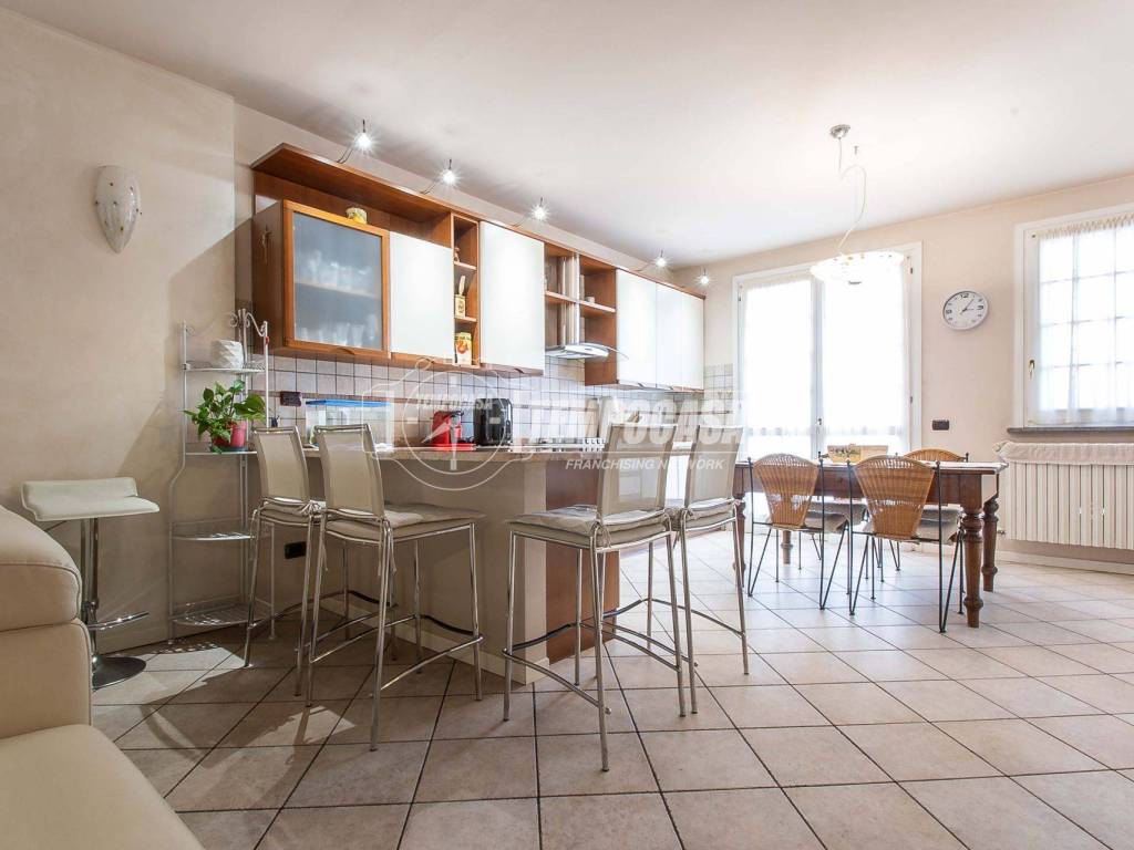 Villetta a schiera a Olgiate olona in Via Pietro Micca 4 - Foto 5