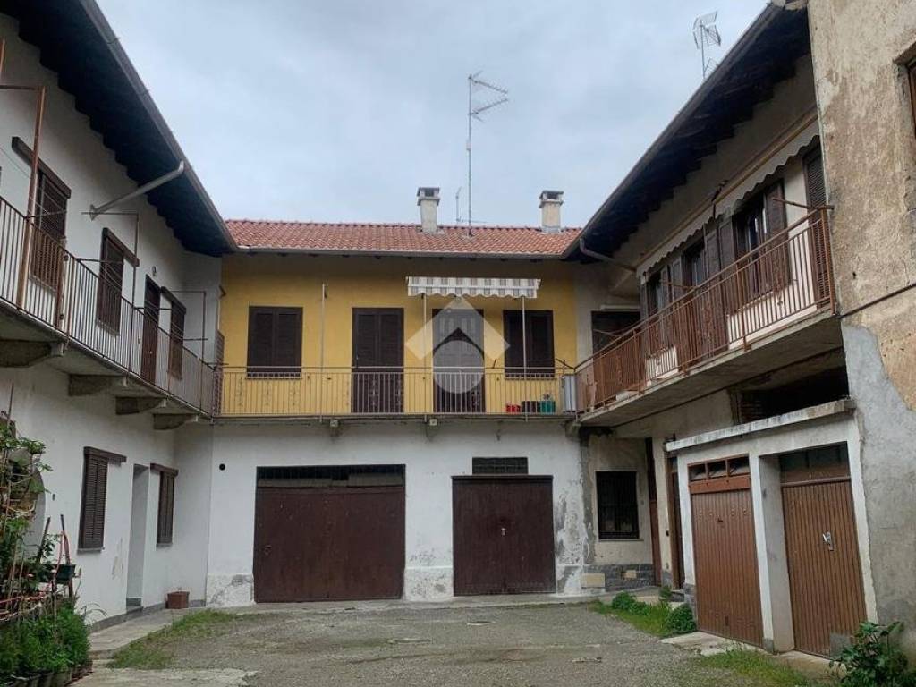 Rustico / casale a Lonate pozzolo in Via Matteotti, 8 - Foto 4