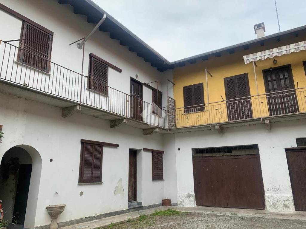 Rustico / casale a Lonate pozzolo in Via Matteotti, 8 - Foto 5