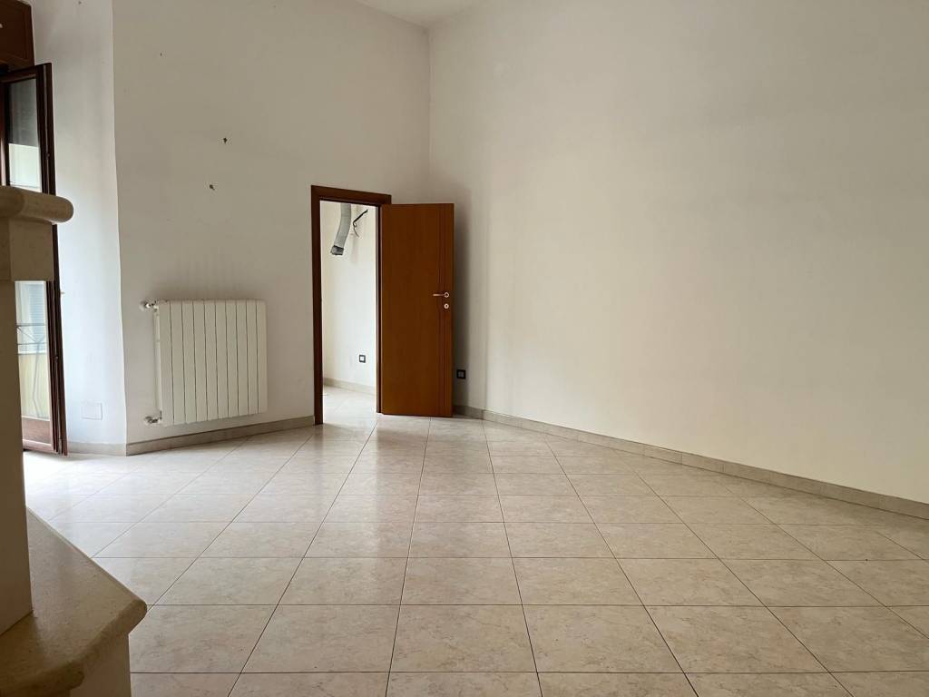 Appartamento a Francavilla fontana in Via Renato Imperiali - Foto 4