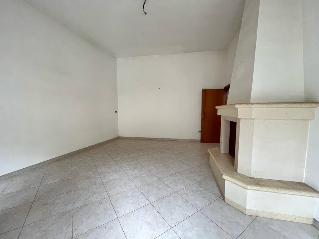 Appartamento a Francavilla fontana in Via Renato Imperiali - Foto 5