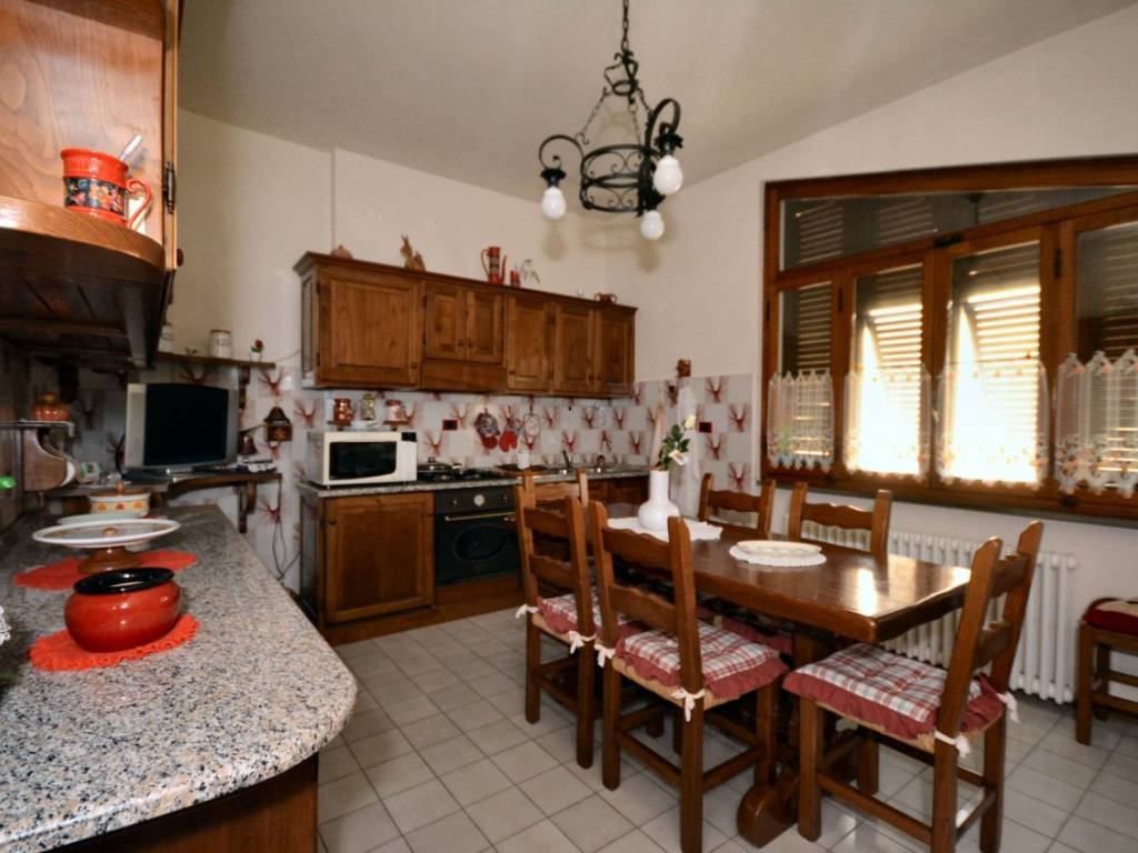 Villa a Lucca in via di s.alessio - Foto 3