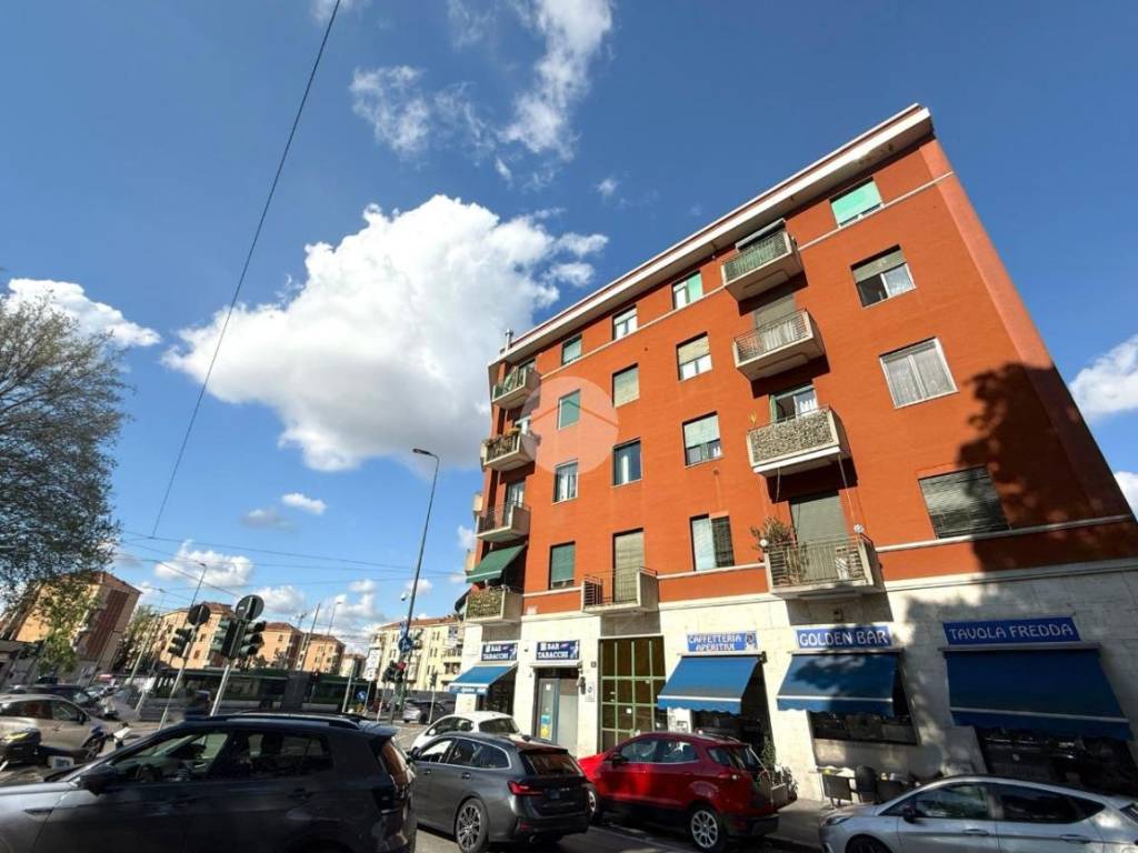Appartamento a Milano in Piazza Tirana, 5 - Foto 2