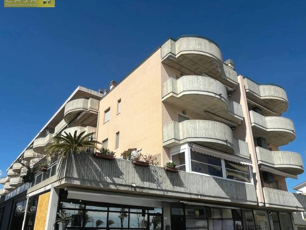 Appartamento a Tortoreto in Viale Sirena - Lungomare - Foto 3