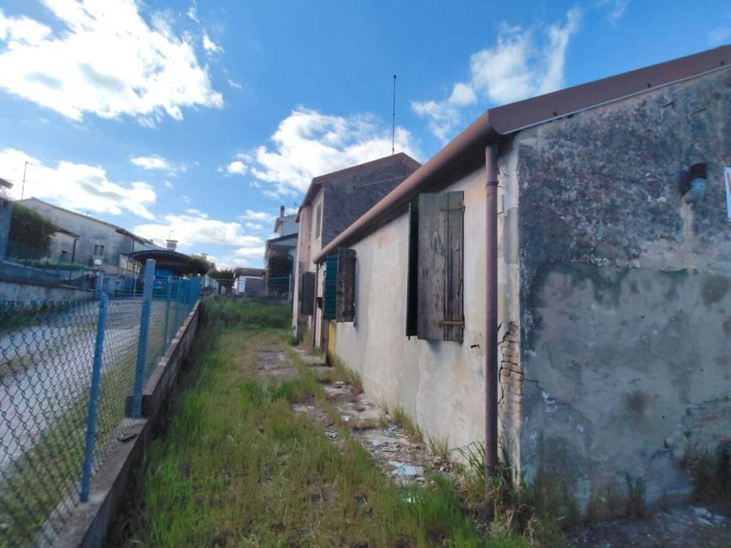Casa indipendente a Porto viro in Via San Pasquale - Foto 2