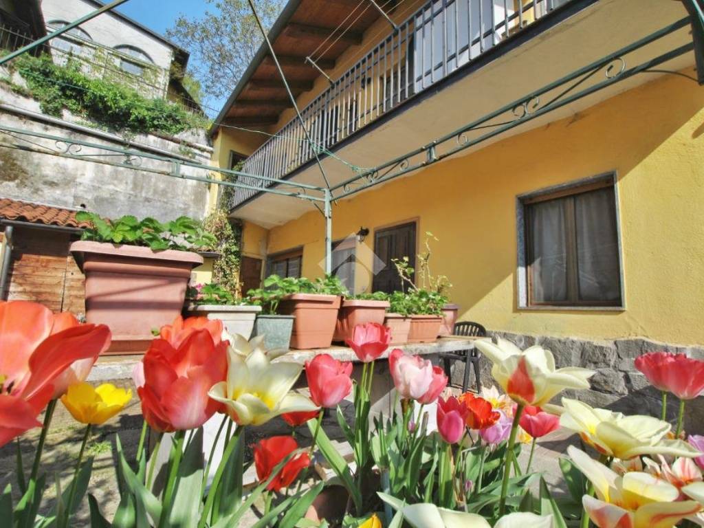Casa indipendente a Moncrivello in Via Aimaro Franco, 8 - Foto 2