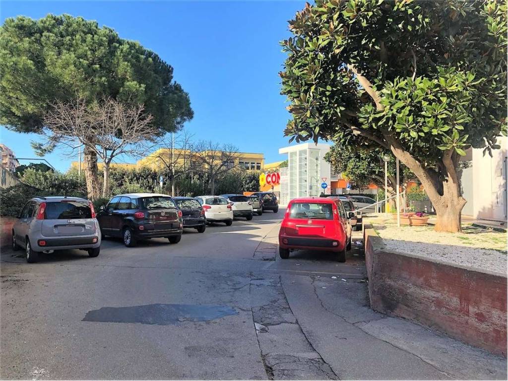 Box / garage a Brindisi in Via Dalmazia, 21 - Foto 2