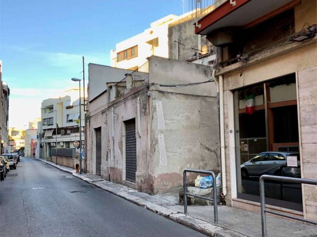 Terreno a Brindisi in Via L. Strabone, 15/23 - Foto 2