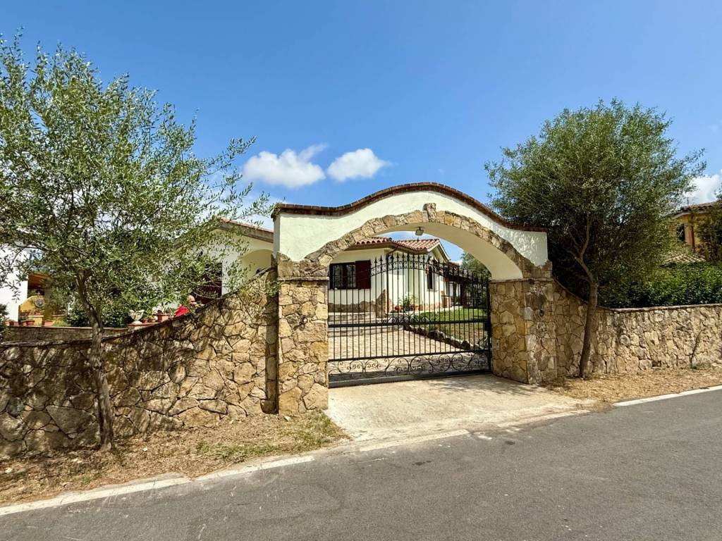 Villa a Castiadas in via Olia Speciosa - Foto 2