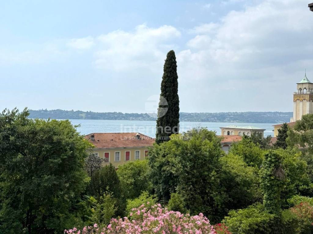 Appartamento a Gardone riviera in Via Sette Case, 2 - Foto 2