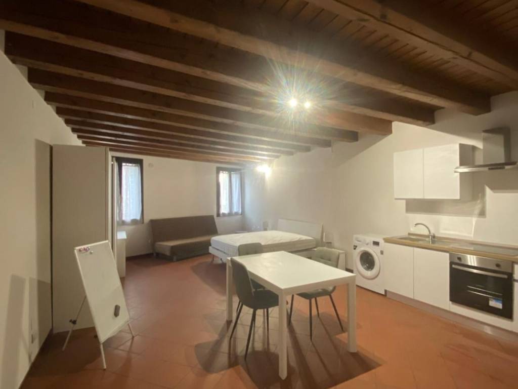 Appartamento a Padova in Via Altinate - Foto 3