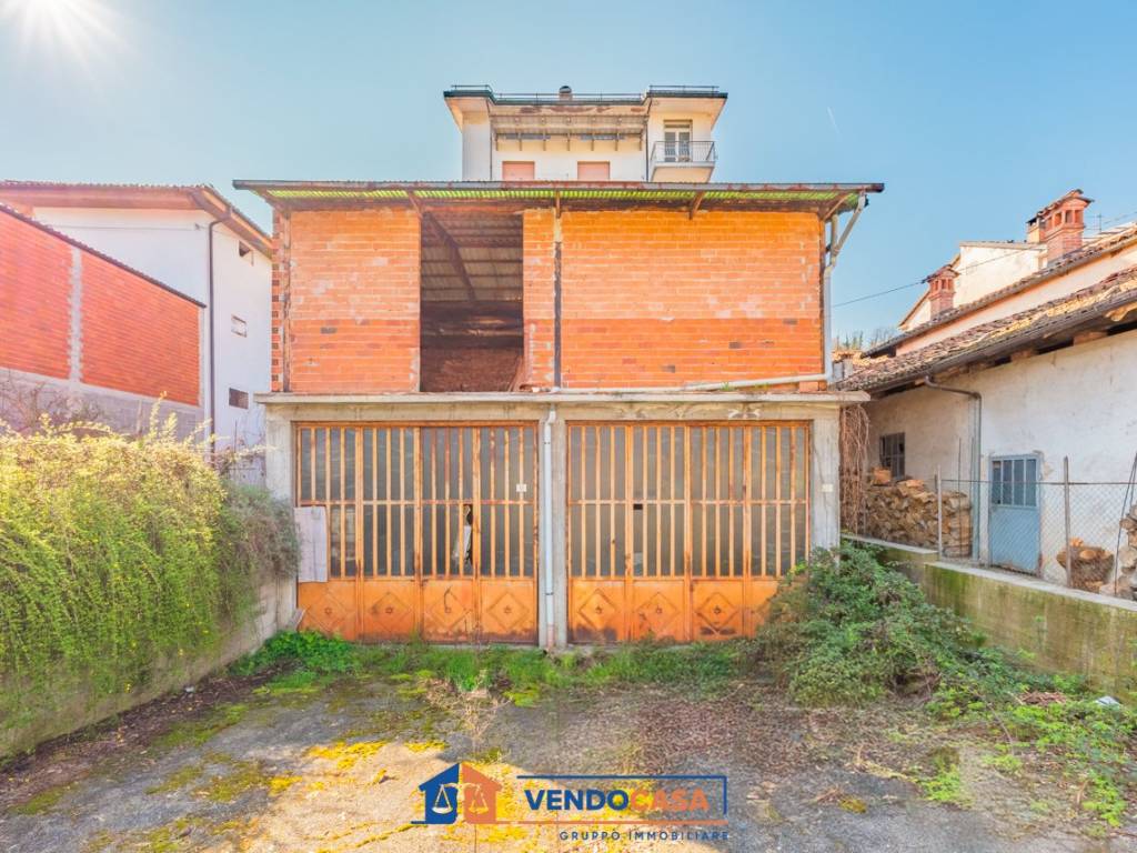 Box / garage a Dogliani in Via Lungo Rea, 20 - Foto 2