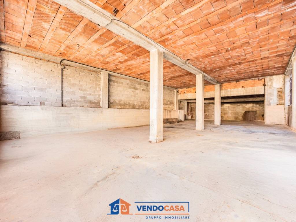 Box / garage a Dogliani in Via Lungo Rea, 20 - Foto 4