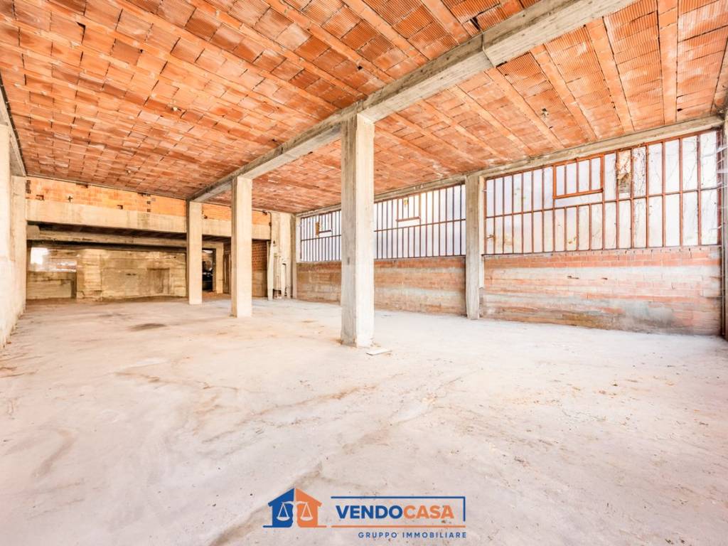 Box / garage a Dogliani in Via Lungo Rea, 20 - Foto 5