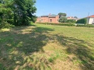 Terreno a Besnate in via Manzoni, 1 - Foto 2