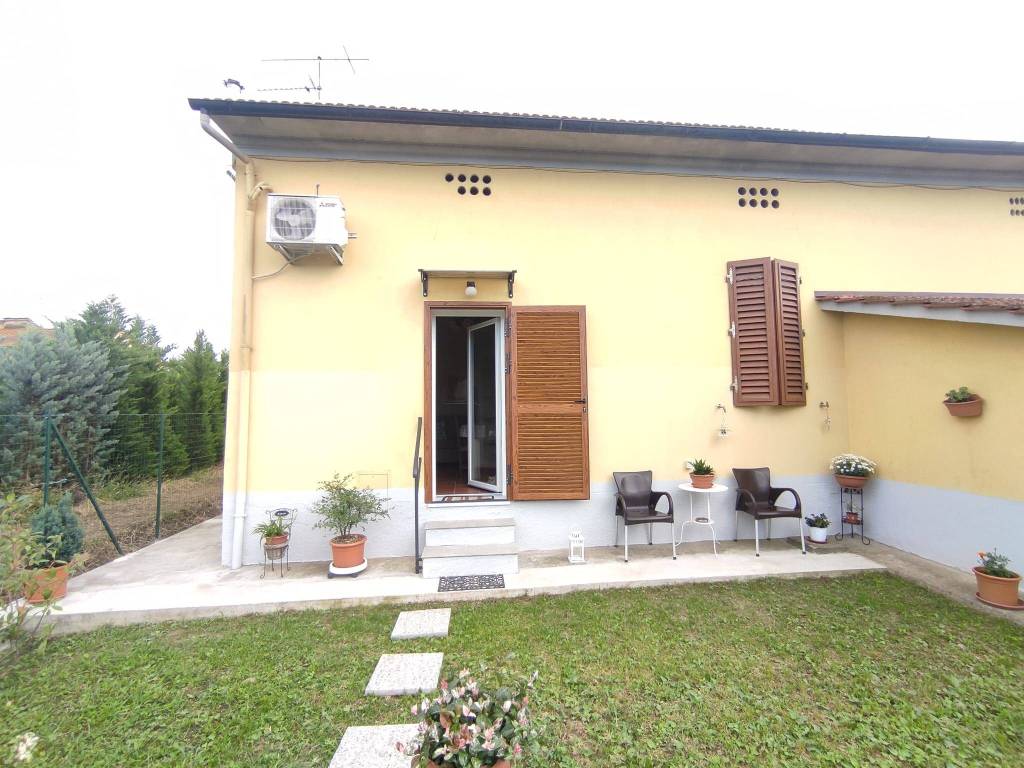 Villa a Pistoia in Via del Pillone, 75 - Foto 2
