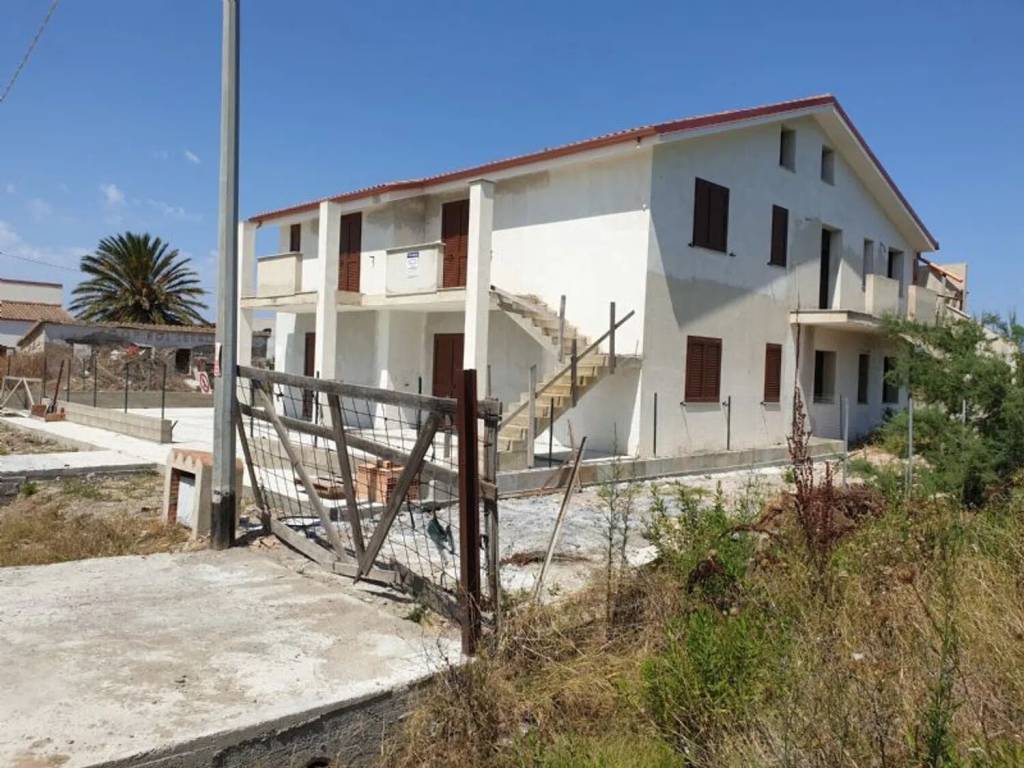Appartamento a San giovanni suergiu in Strada Bruncu Teula, 92 -96 - Foto 3