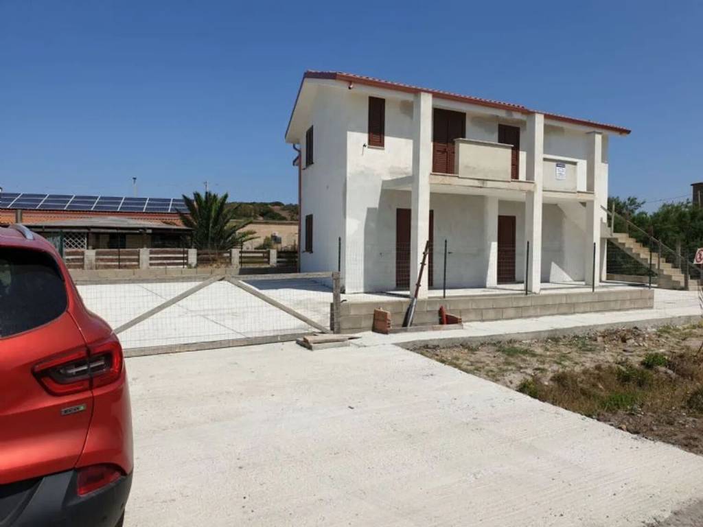 Appartamento a San giovanni suergiu in Strada Bruncu Teula, 92 -96 - Foto 5