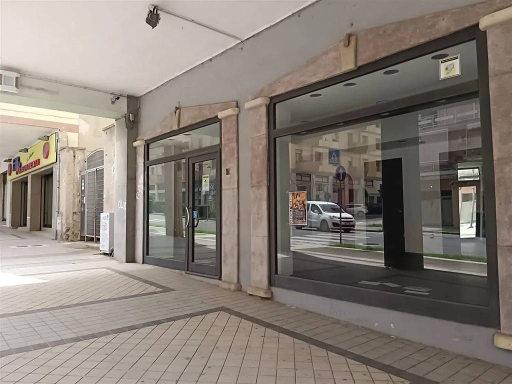 Immobile a Carbonia in Viale Gramsci, 22 - Foto 3