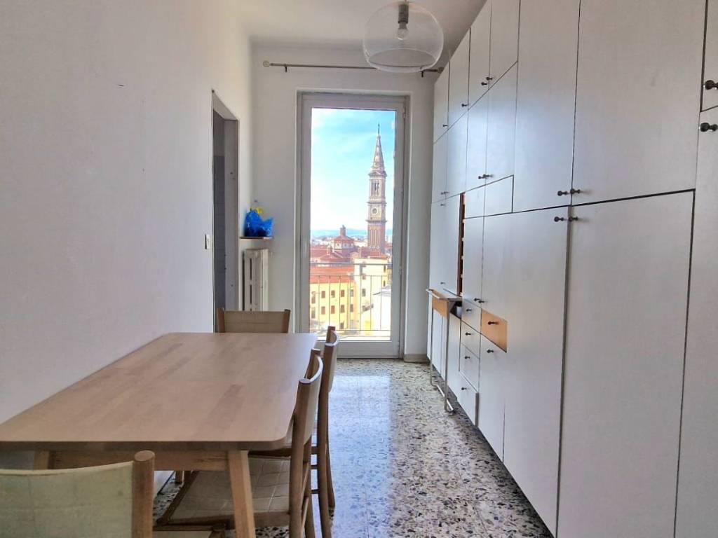 Appartamento a Alessandria in Piazza Valfrè - Foto 4