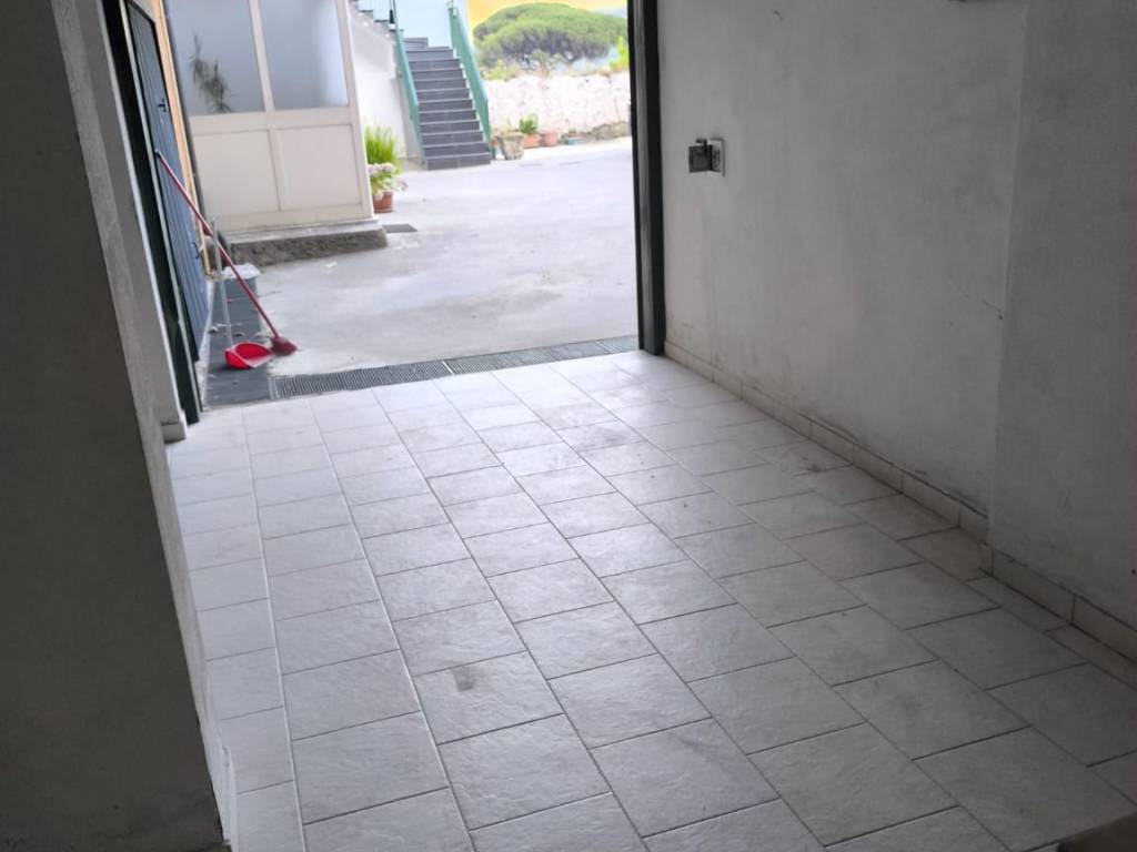 Box / garage a Baronissi in Via Nino Bixio - Foto 2