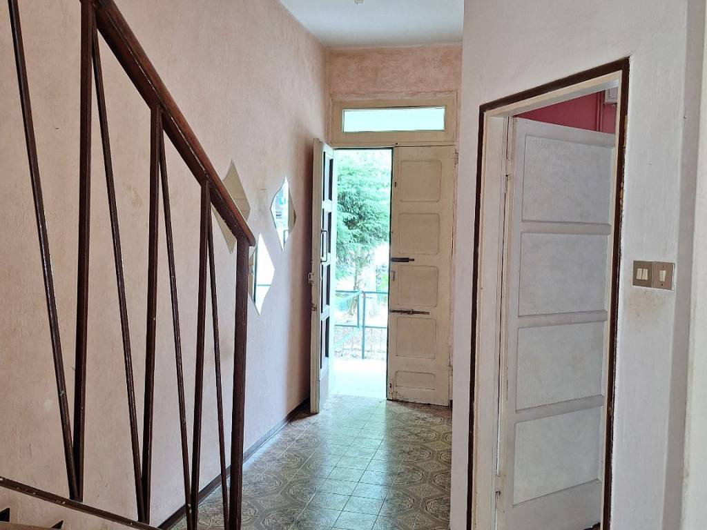 Villetta a schiera a Mantova in Viale Pompilio - Foto 2