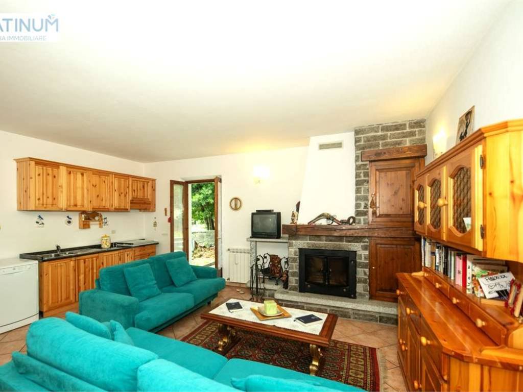 Villa a Mergozzo in Via Bozzetti, 13 - Foto 2