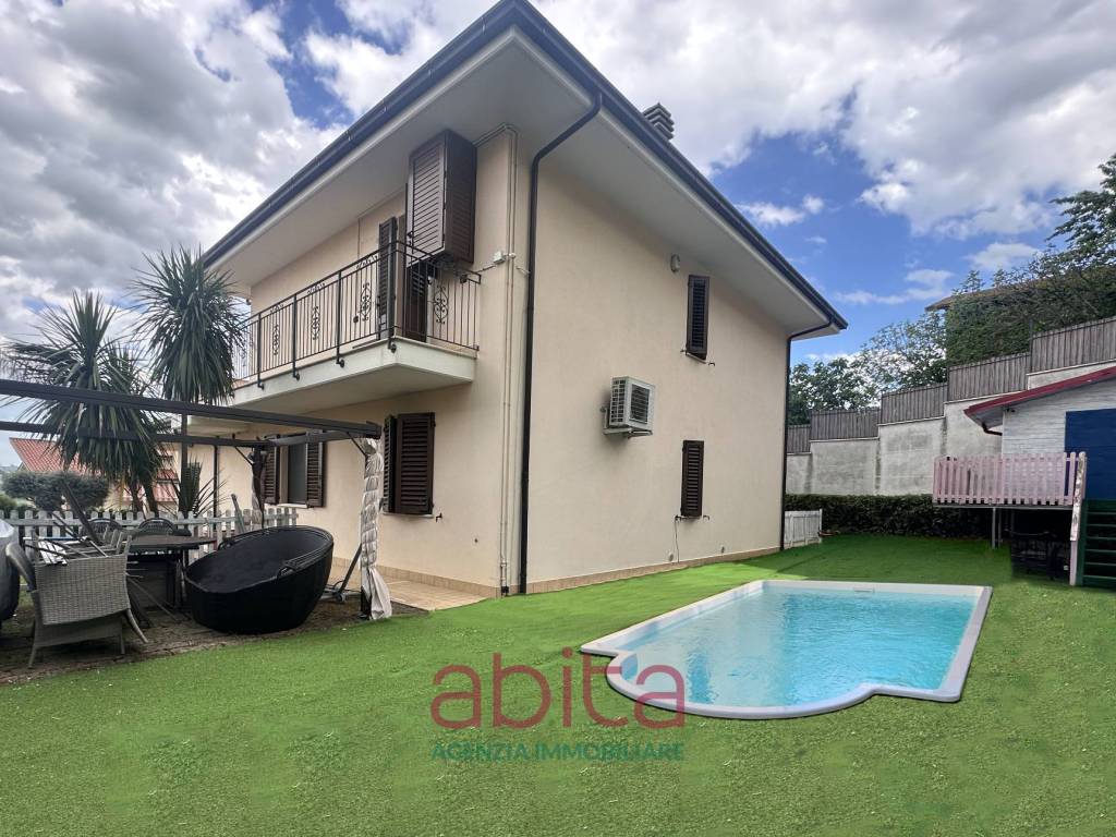 Villa a Spinetoli in Via Monte Coccio, 6 - Foto 3