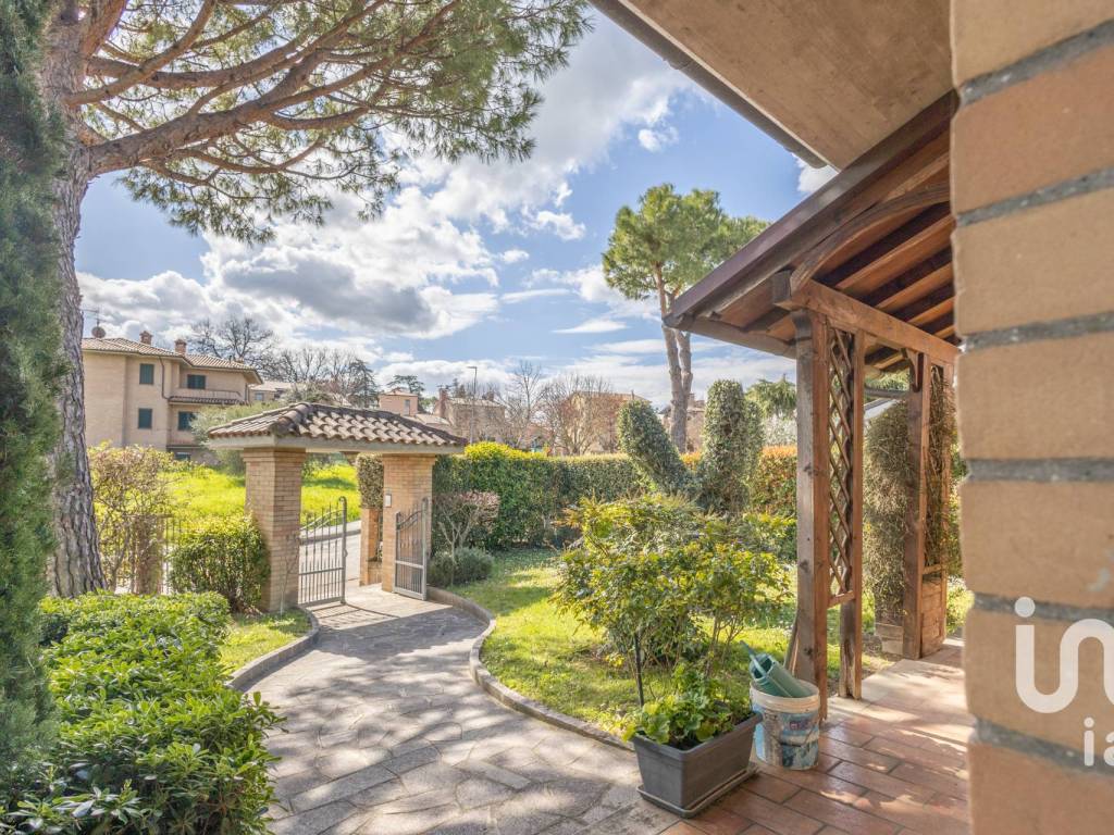 Villa a Appignano in Via giovanni boccaccio - Foto 3