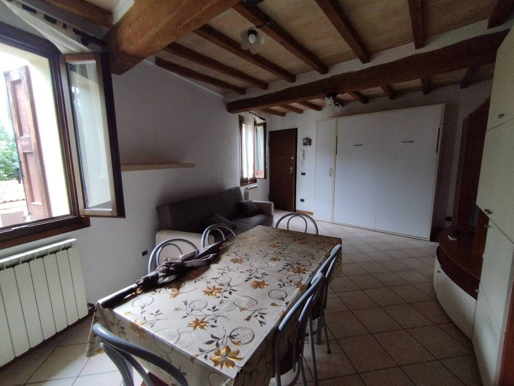 Appartamento a Castelvetro di modena in Via Sinistra Guerro, 49 - Foto 2