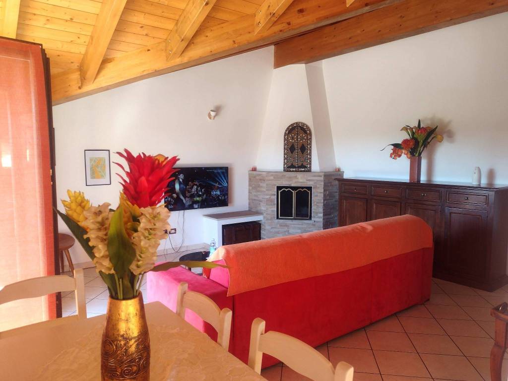 Appartamento a Besozzo in Via Gorizia - Foto 3