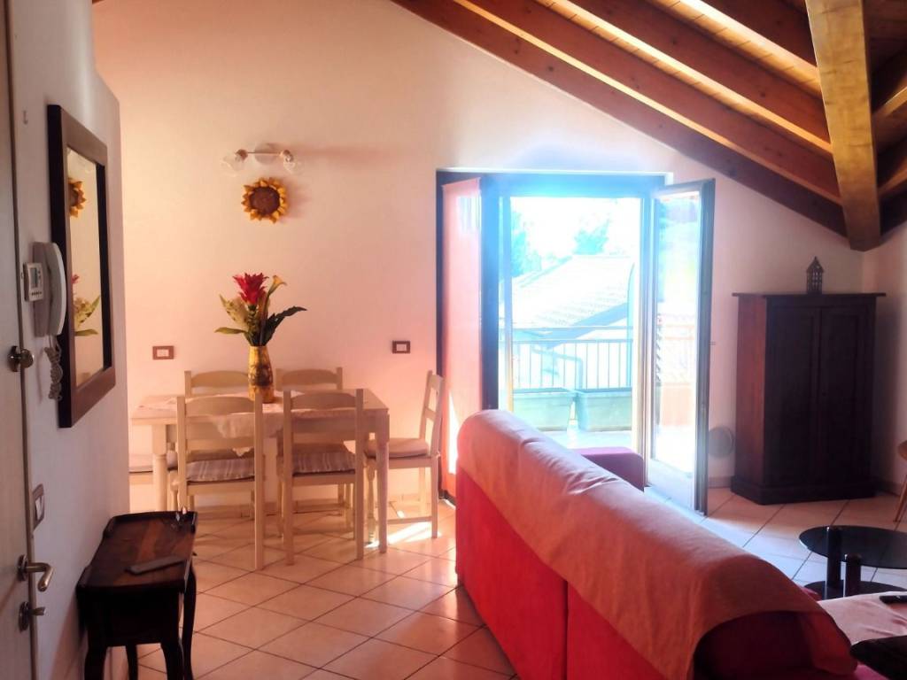 Appartamento a Besozzo in Via Gorizia - Foto 4