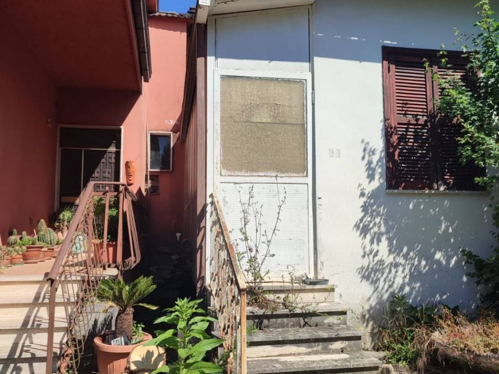 Villa a Ceccano in Via Colle San Sebastiano, 21 - Foto 4