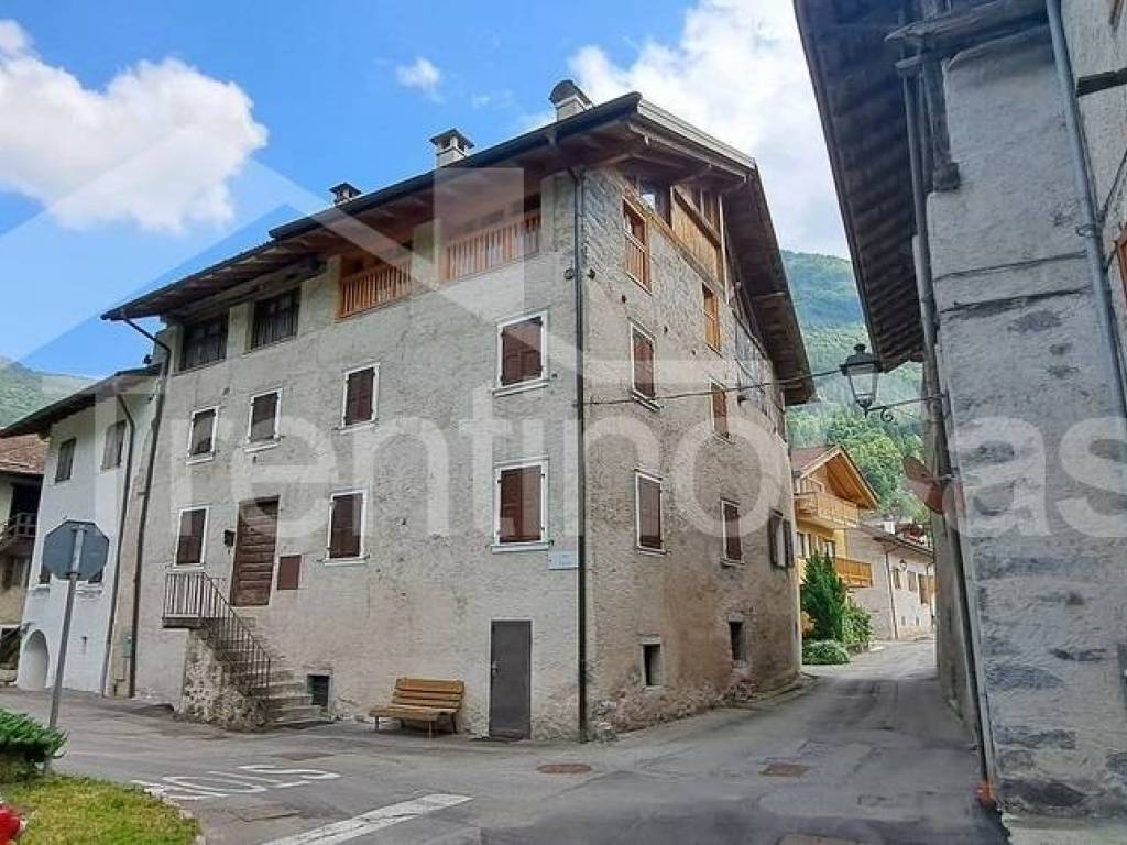 Appartamento a Tione di trento in via tonai, 2 - Foto 1
