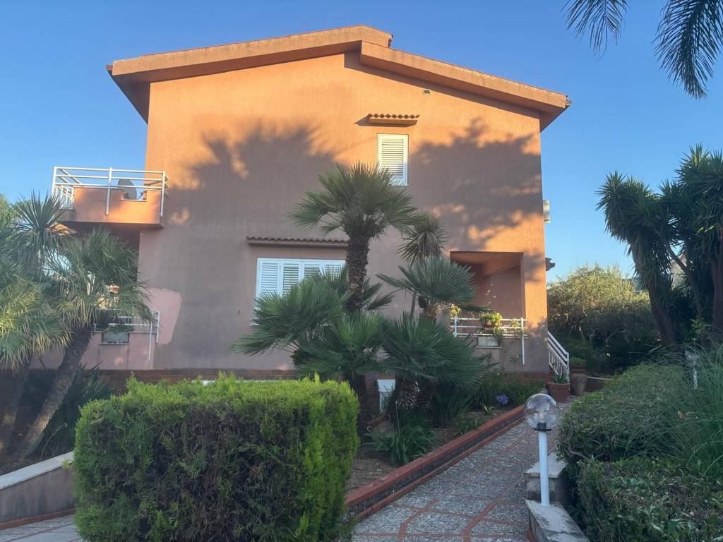 Villa a Carini in Via Limoni, 6 - Foto 3