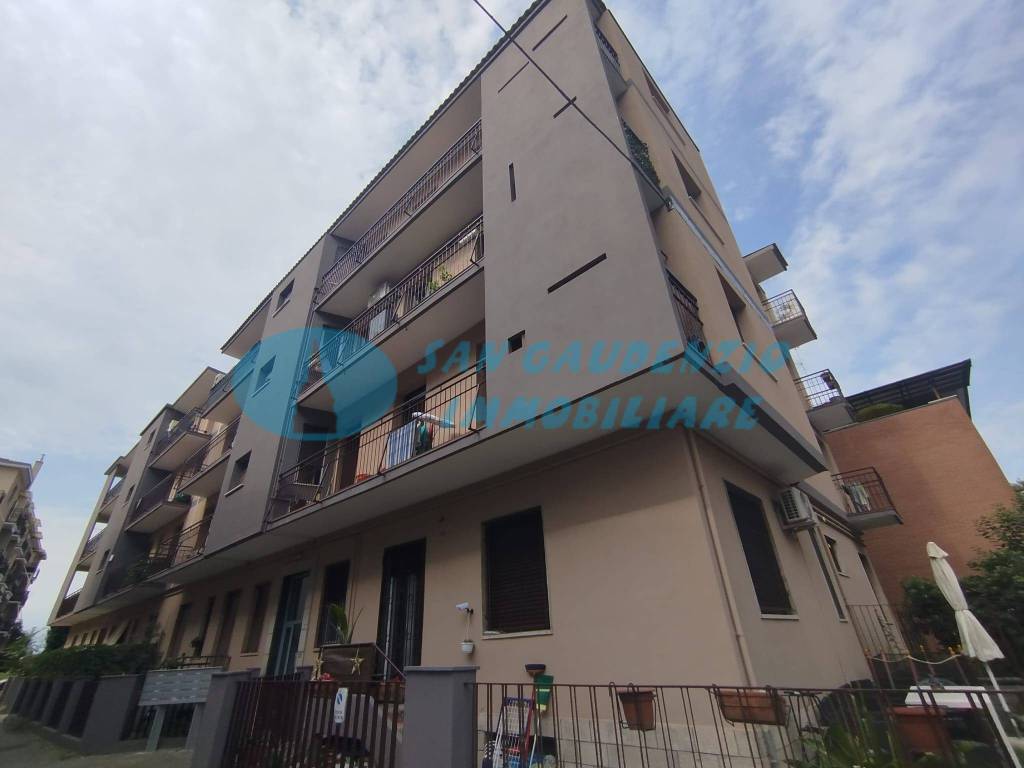 Appartamento a Novara in Viale Giulio Cesare, 123 - Foto 2