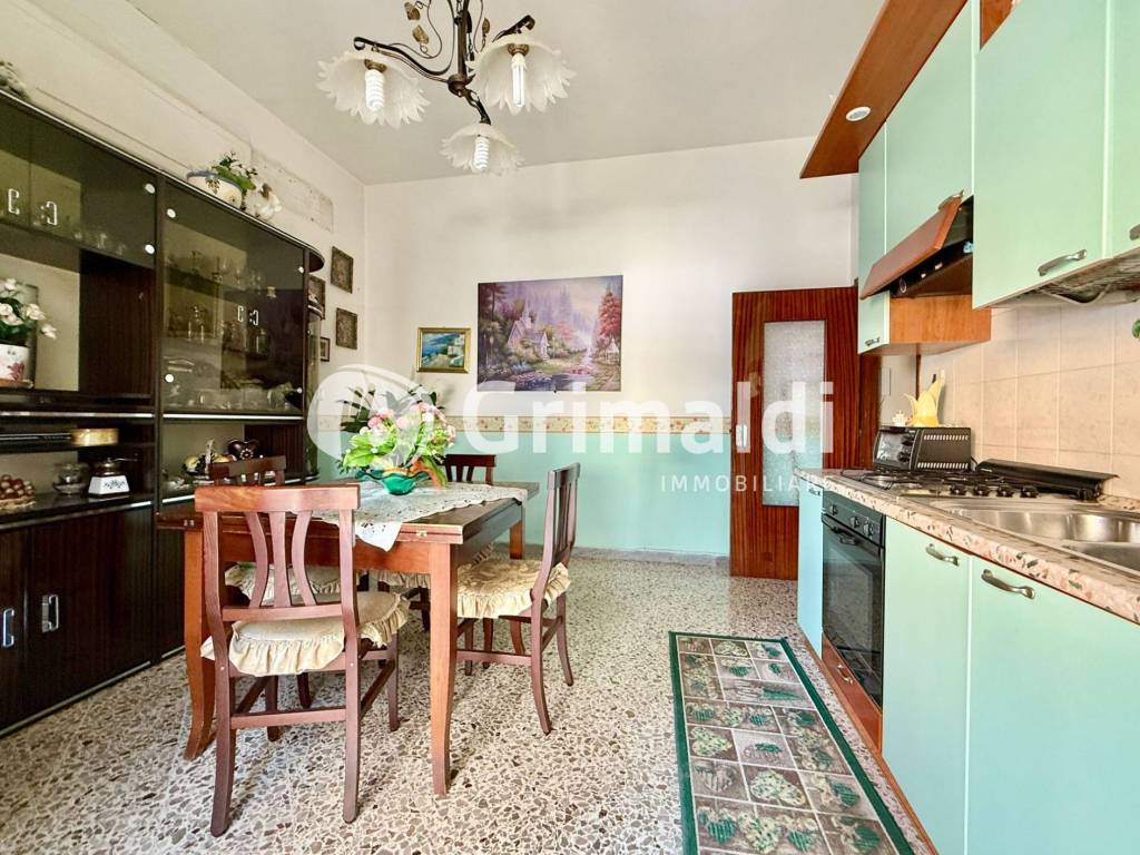 Appartamento a Battipaglia in Via Guglielmo Oberdan - Foto 2