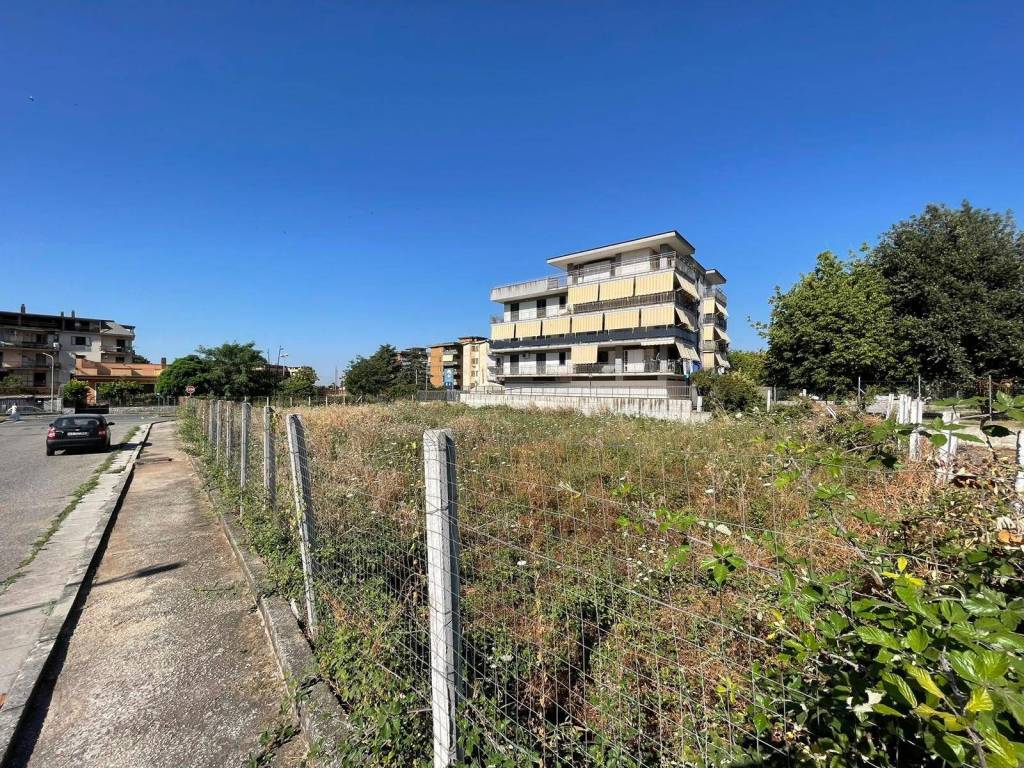 Terreno a Maddaloni in Via Pardo - Foto 4