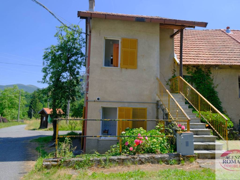 Casa indipendente a Urbe in Via Piani di Acquabianca, 20 - Foto 2