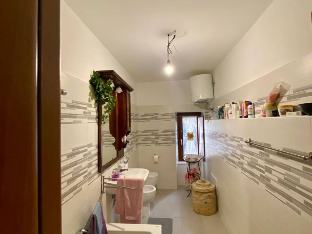 Casa indipendente a Ocre in Piazza San Martino - Foto 5