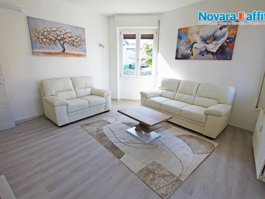 Appartamento a Novara in Via Unità d'Italia - Foto 4
