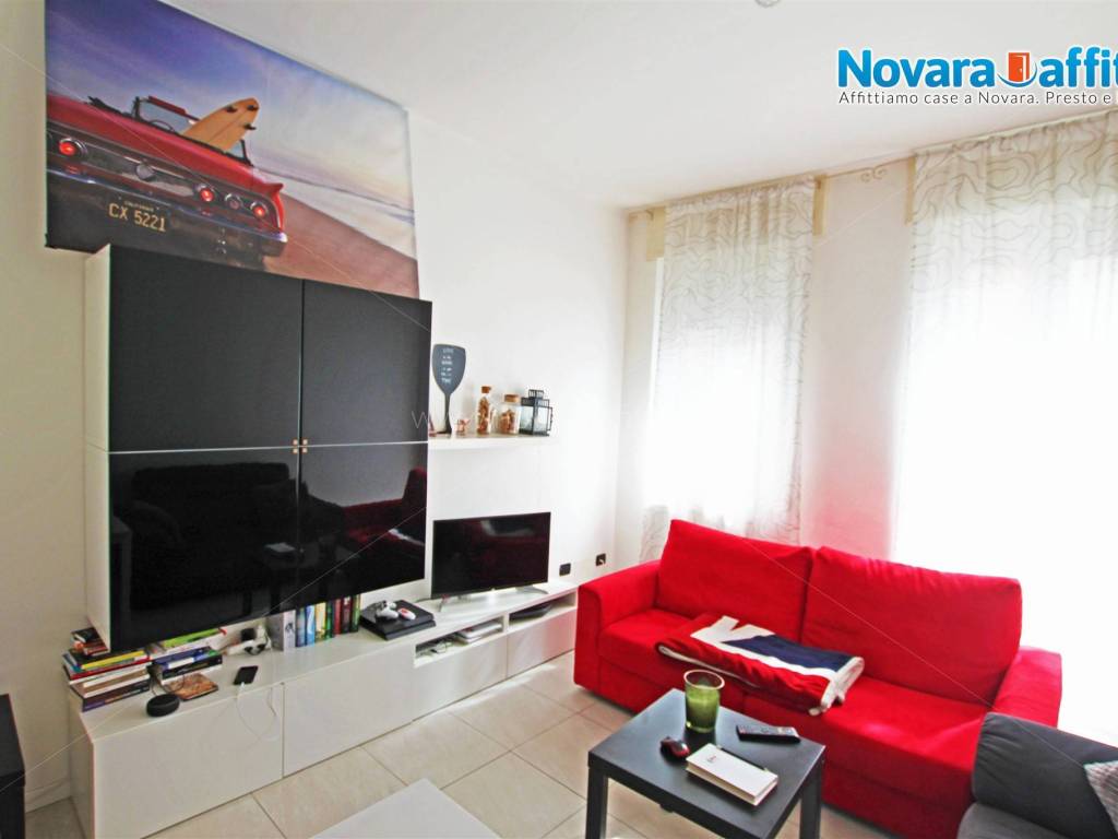 Appartamento a Novara in Via Pietro Scavini - Foto 3