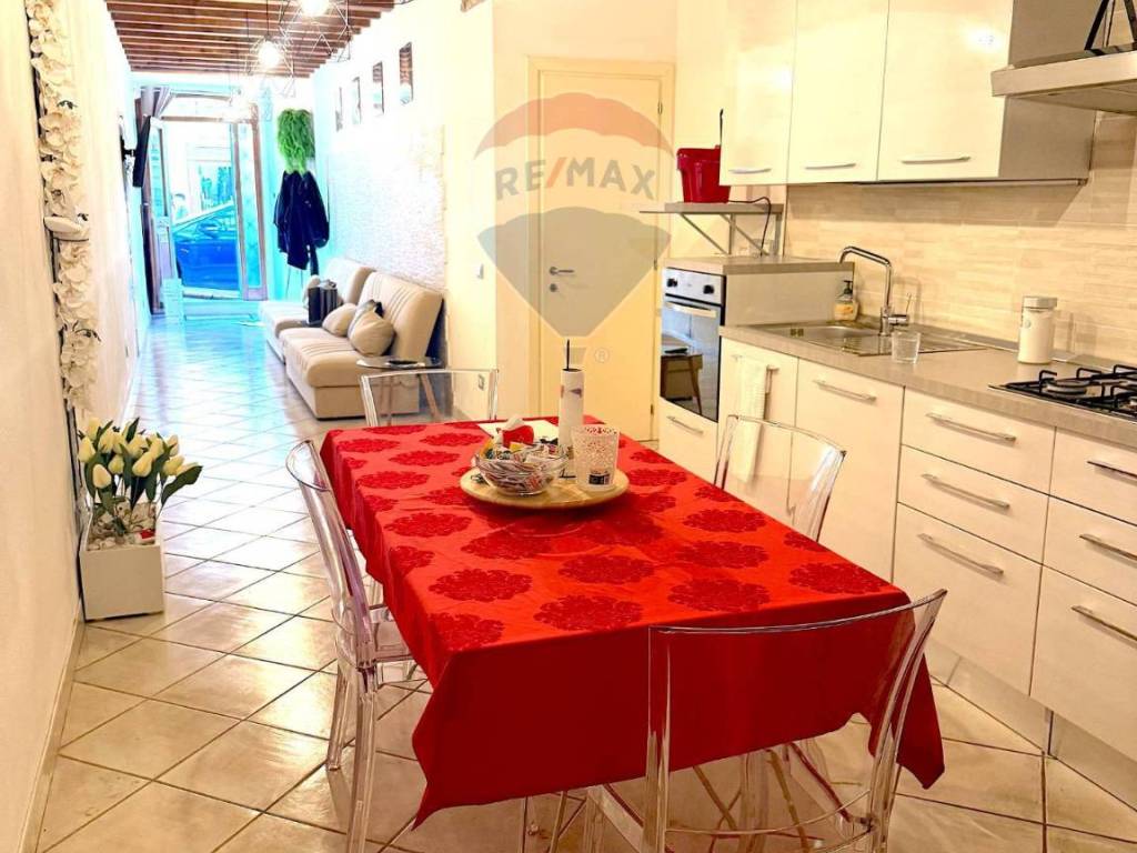 Casa indipendente a Cagliari in Via Barcellona, 74 - Foto 2