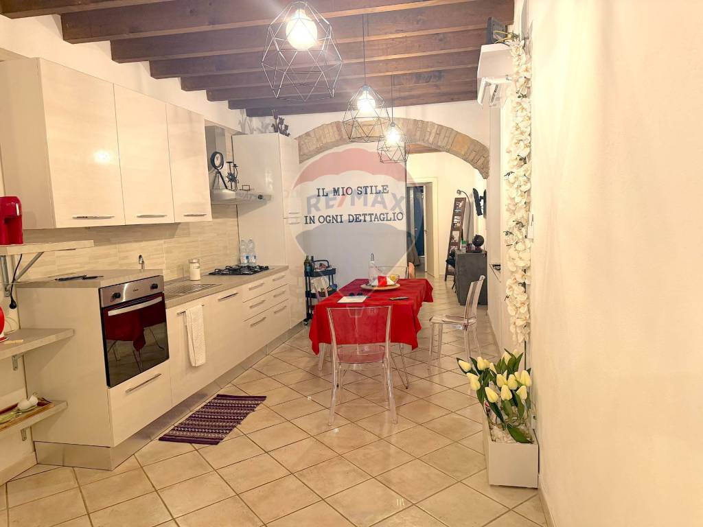 Casa indipendente a Cagliari in Via Barcellona, 74 - Foto 3