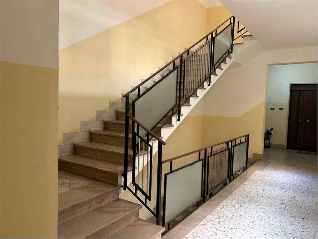 Appartamento a Reggio calabria in VIA NICOLA GIUNTA, 33 - Foto 3
