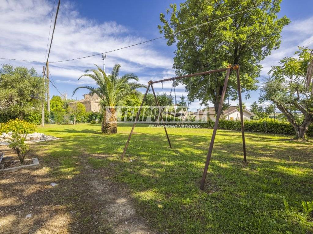 Rustico / casale a Corridonia in Via San Giuseppe, 151 - Foto 2