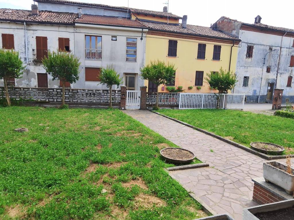 Villa a Calliano in Via Vittorio Emanuele II - Foto 4