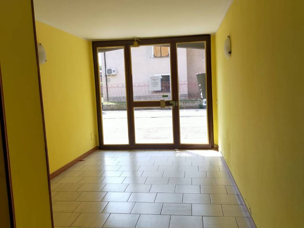 Appartamento a Lodi in Via Lago Gerundo, 1 - Foto 2